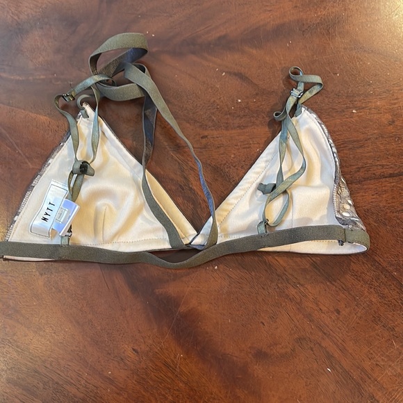 Nytt green cream lace size Xs bra - Picture 2 of 3